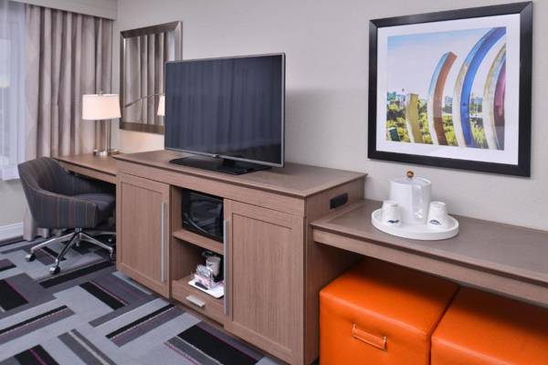 Workspace - Hampton Inn and Suites Ames IA