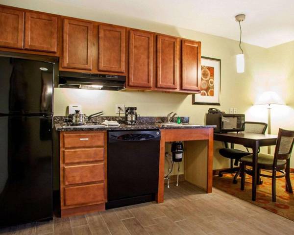 Suburban Extended Stay Hotel Cedar Falls