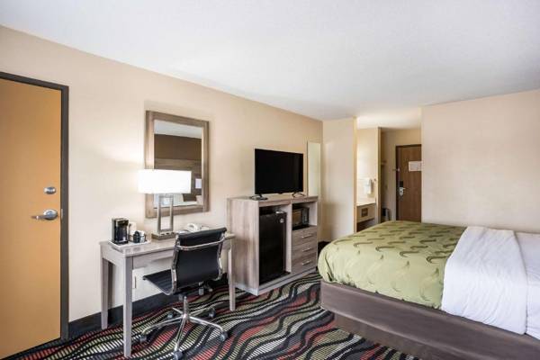 Workspace - Quality Inn Cedar Rapids South