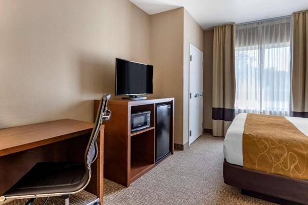 Workspace - Comfort Suites Coralville I-80