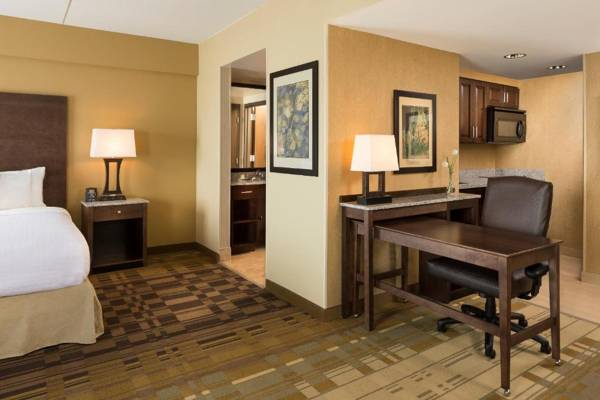 Workspace - Homewood Suites by Hilton Coralville - Iowa River Landing