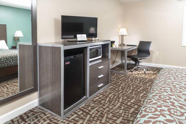 Workspace - BridgePointe Inn & Suites by BPhotels Council Bluffs Omaha Area