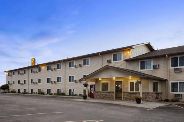 Super 8 by Wyndham Council Bluffs IA Omaha NE Area