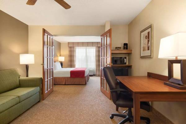 Country Inn & Suites by Radisson Davenport IA