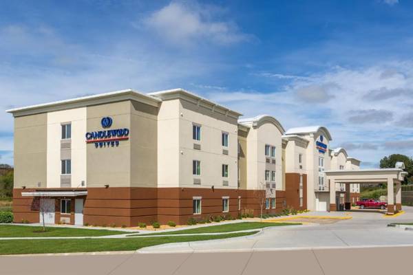 Candlewood Suites - Davenport an IHG Hotel