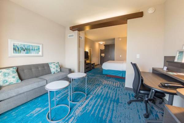 Workspace - Fairfield Inn & Suites by Marriott Des Moines Altoona
