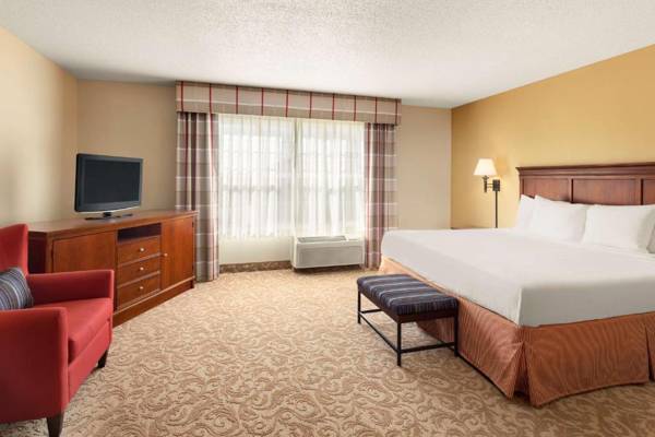 Country Inn & Suites by Radisson Fort Dodge IA