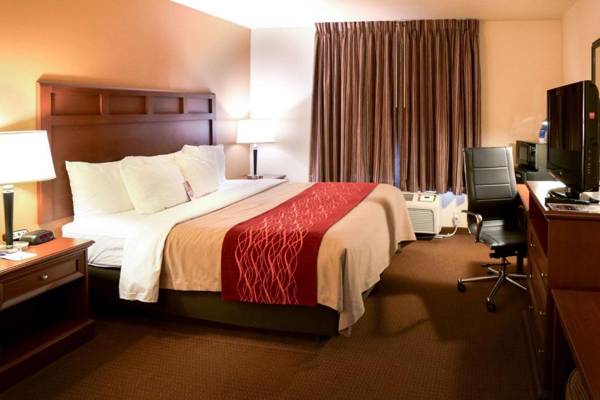 Workspace - Comfort Inn & Suites Grinnell