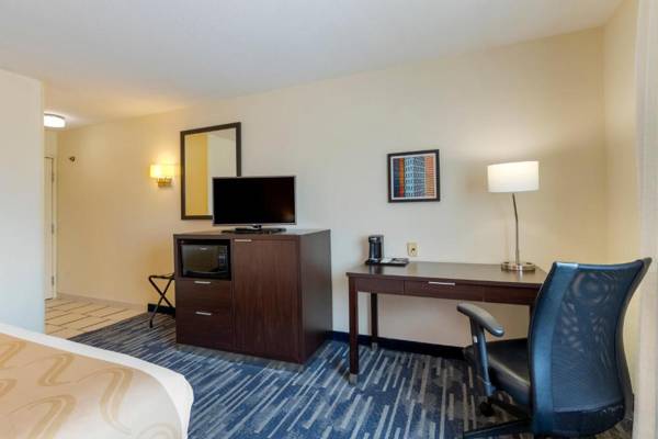 Workspace - Quality Inn & Suites Keokuk North