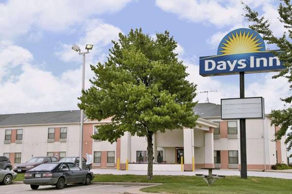 Days Inn by Wyndham Walcott Davenport