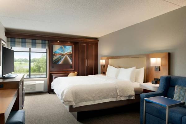 Hampton Inn West Des Moines Lake Drive