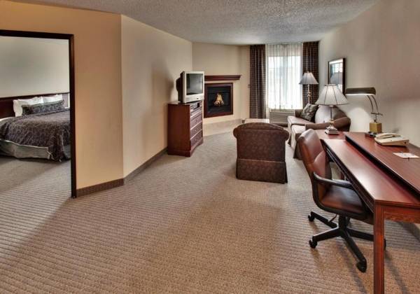 Workspace - Staybridge Suites West Des Moines an IHG Hotel