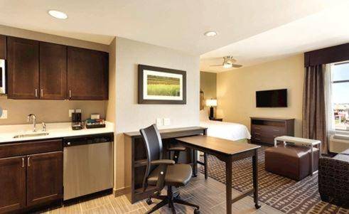 Workspace - Homewood Suites by Hilton West Des Moines/SW Mall Area