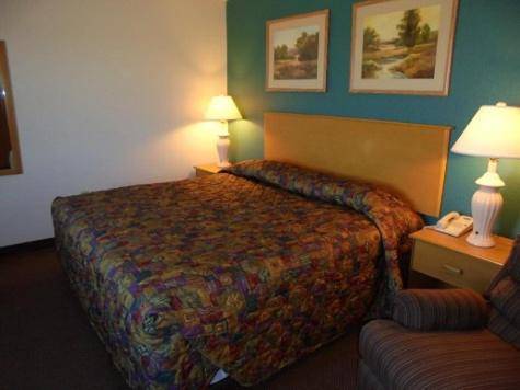 Herington Inn and Suites