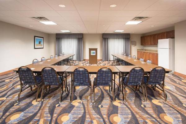 Holiday Inn Express Hotel & Suites Concordia US 81 an IHG Hotel