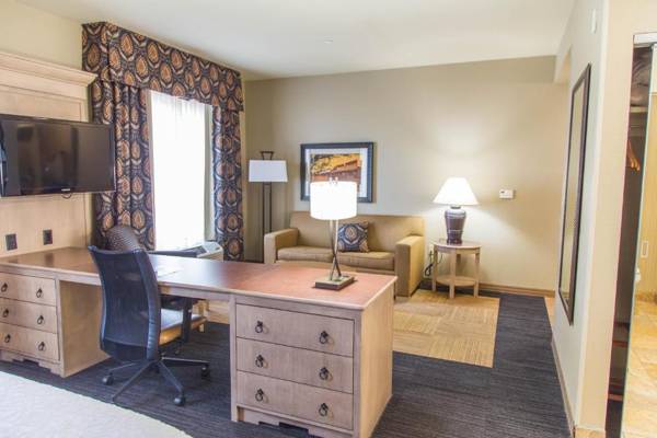 Workspace - Hampton Inn & Suites Dodge City