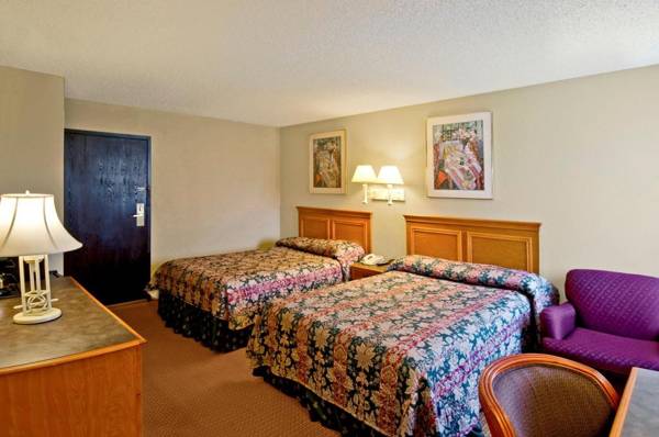 Americas Best Value Inn & Suites Hesston