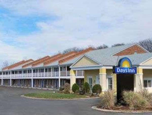 Days Inn by Wyndham KU Lawrence