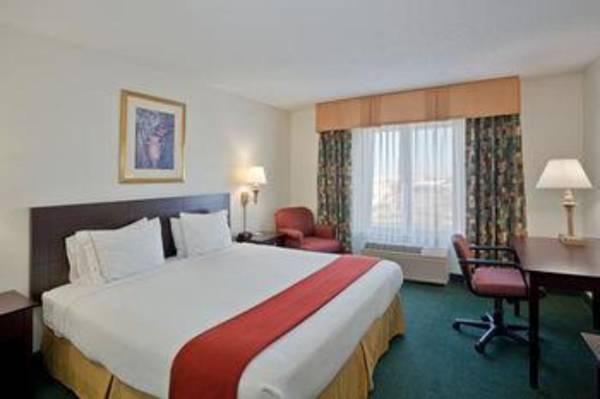Workspace - Holiday Inn Express Hotel & Suites Liberal