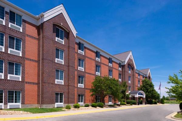 Candlewood Suites Olathe an IHG Hotel