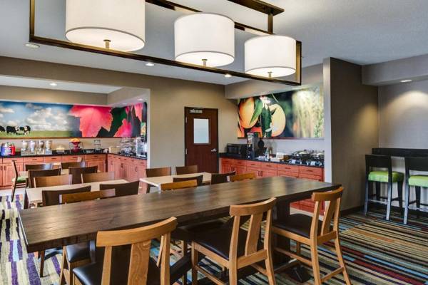 Fairfield Inn & Suites Kansas City Olathe