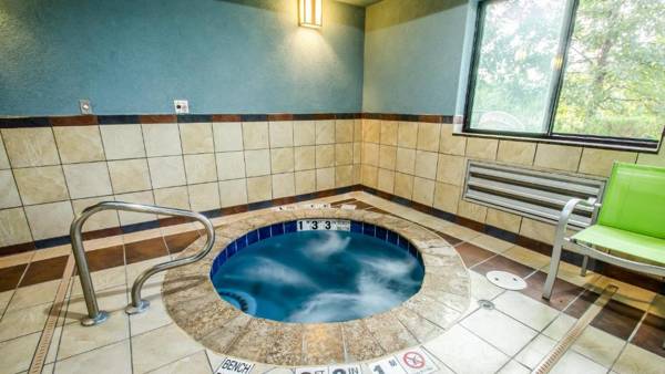 Holiday Inn Express & Suites - Olathe South an IHG Hotel