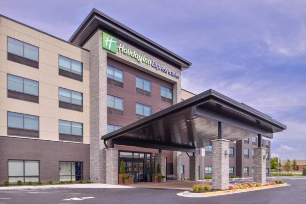 Holiday Inn Express & Suites - Olathe West an IHG Hotel