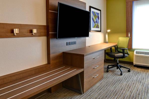 Workspace - Holiday Inn Express & Suites Ottawa