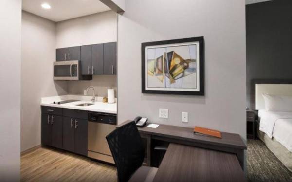 Homewood Suites By Hilton Topeka