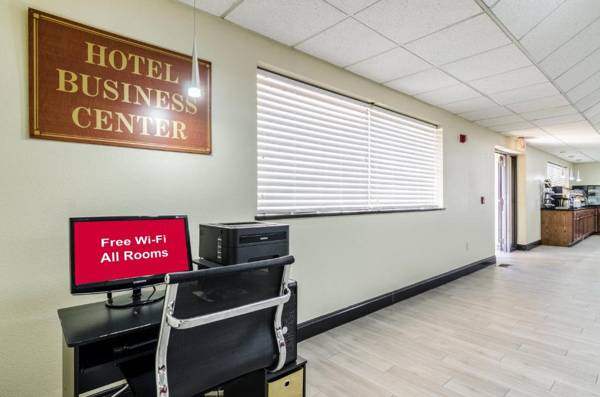 Red Roof Inn & Conference Center Wichita Airport