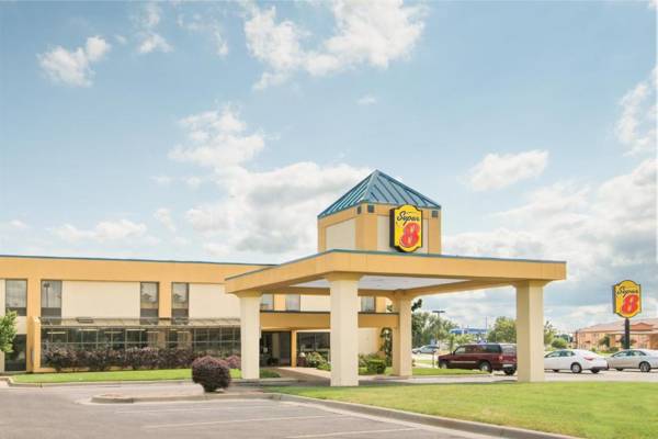 Super 8 by Wyndham Wichita South