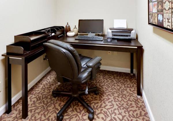 Workspace - Hawthorn Suites Wichita East