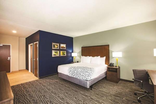 Workspace - La Quinta by Wyndham Wichita Northeast