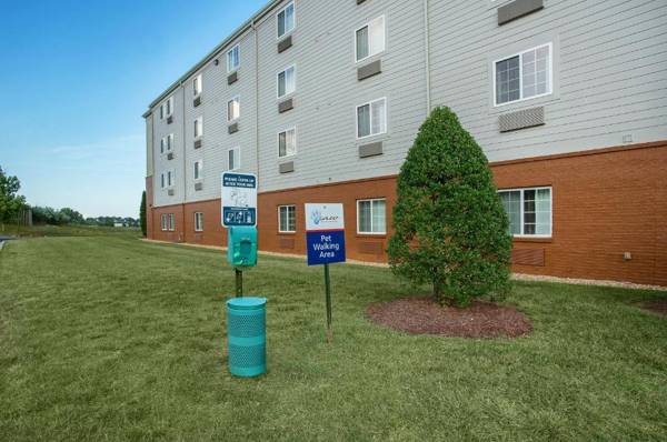 Candlewood Suites Bowling Green an IHG Hotel