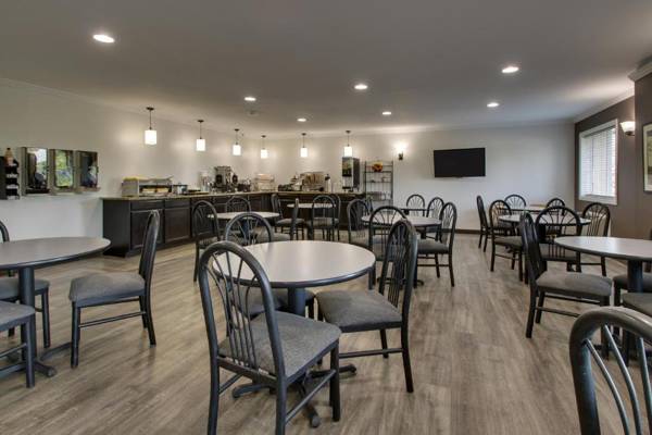 Wingfield Inn & Suites