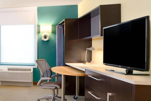 Workspace - Home2 Suites by Hilton Lexington University / Medical Center