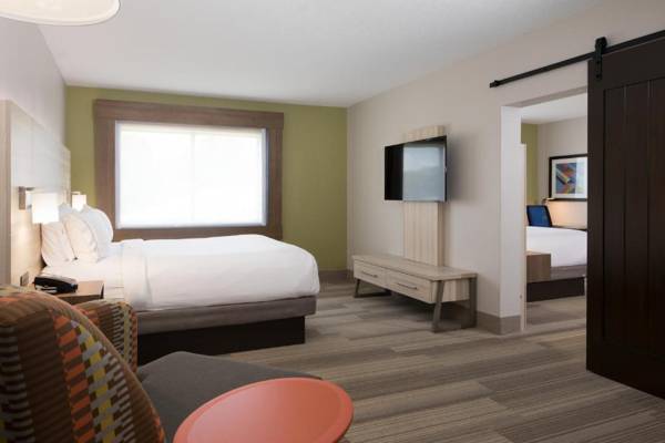 Holiday Inn Express Louisville Northeast an IHG Hotel