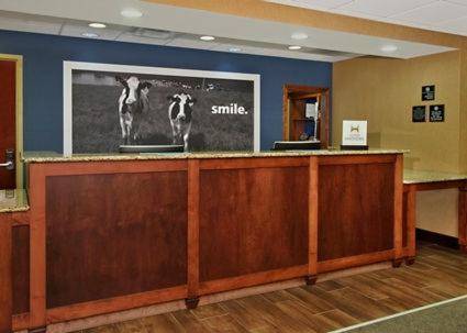 Hampton Inn & Suites Madisonville