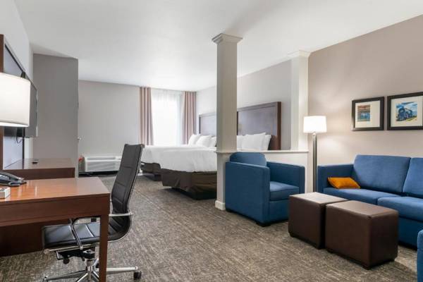 Workspace - Comfort Suites