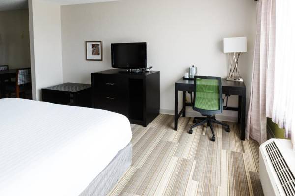 Workspace - Holiday Inn Express & Suites Shelbyville an IHG Hotel