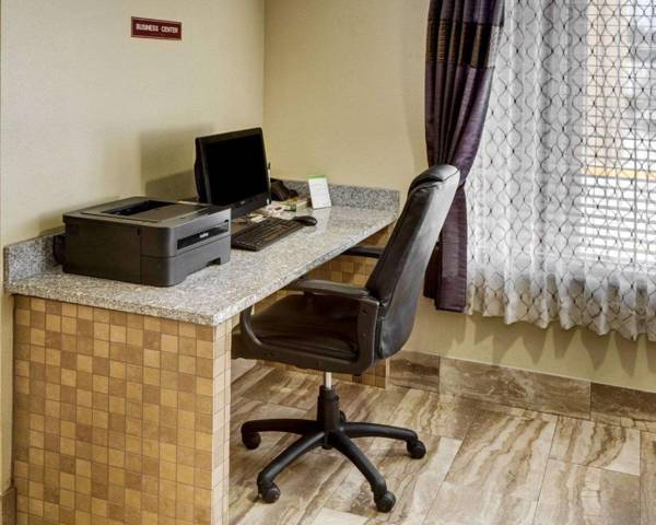 Workspace - Quality Suites Baton Rouge East - Denham Springs