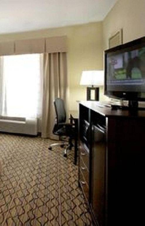 Workspace - Holiday Inn Express and Suites Bossier City Louisiana Downs an IHG Hotel