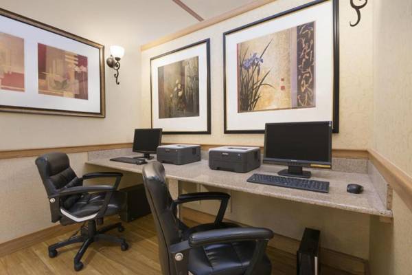 Workspace - Country Inn & Suites by Radisson Covington LA