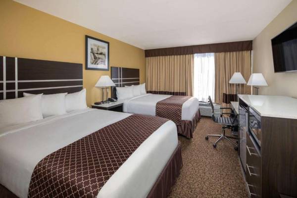 Workspace - Baymont Inn & Suites by Wyndham Hammond