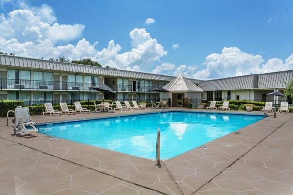 Ramada by Wyndham Houma