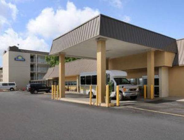 Days Inn by Wyndham New Orleans Airport