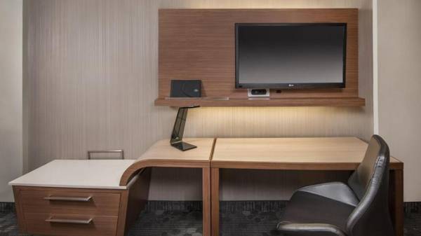 Workspace - Courtyard by Marriott Lafayette South