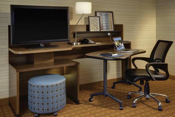 Workspace - Fairfield Inn & Suites by Marriott LaPlace