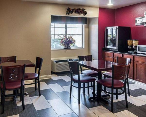 Econo Lodge Inn & Suites Natchitoches