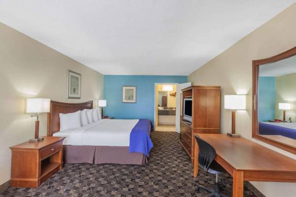 Workspace - Days Inn by Wyndham Natchitoches